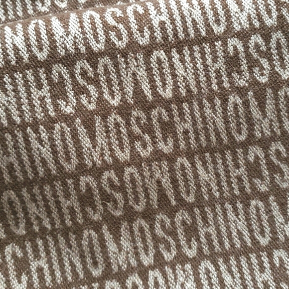 NWOT Moschino Wool Blanket Scarf Brown Tan Moschino Blanket Scarf w/ Tan Fringe - Picture 9 of 16
